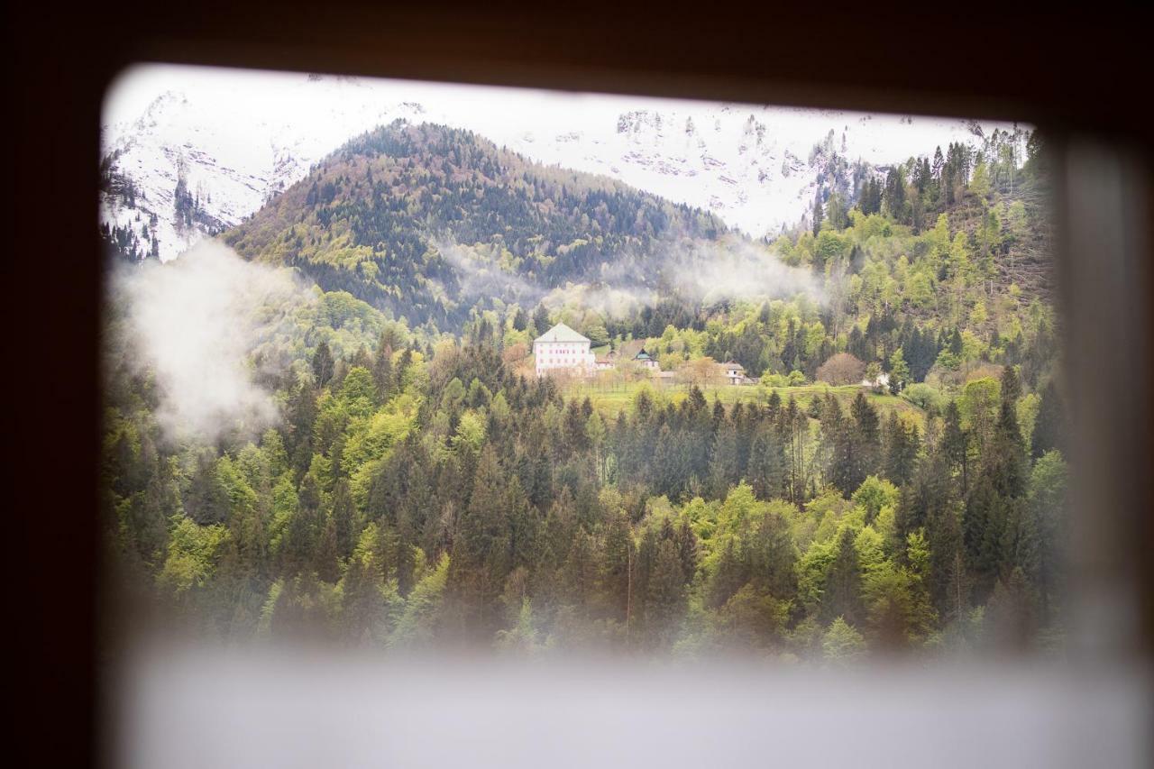 Alpedale Locanda โอวาโร ภายนอก รูปภาพ